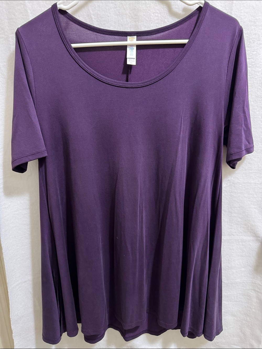 Lula row Classic Scoop Neck Short Sleeve Top in Deep Purple